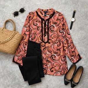 NWT Maggie Barnes Top 2X Artsy Tunic Lightweight Semisheer Gold Buttons Sleeves